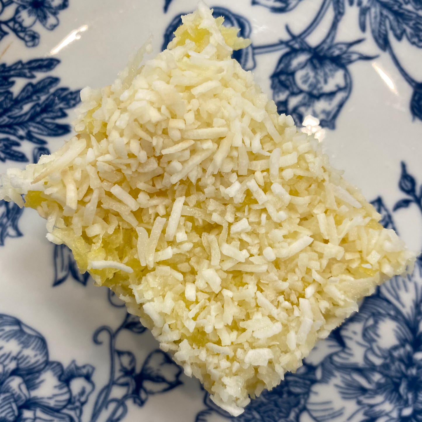 Pineapple Coconut Shortbread Bars