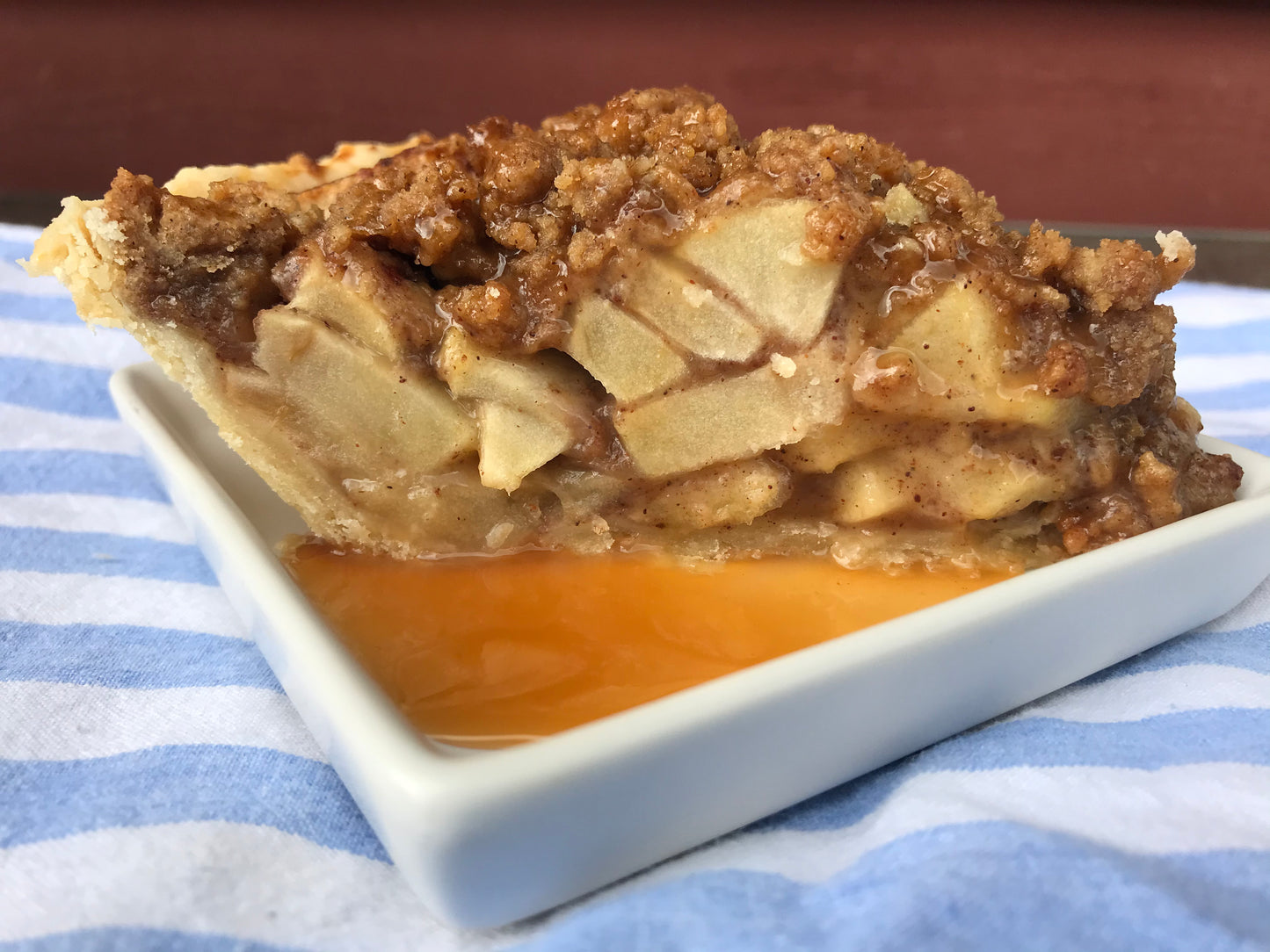 Apple Crumble Pie